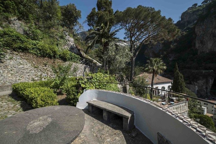 Zájezd Villa Annalara *** - pobřeží Amalfi - Neapolský záliv / Amalfi - Záběry místa