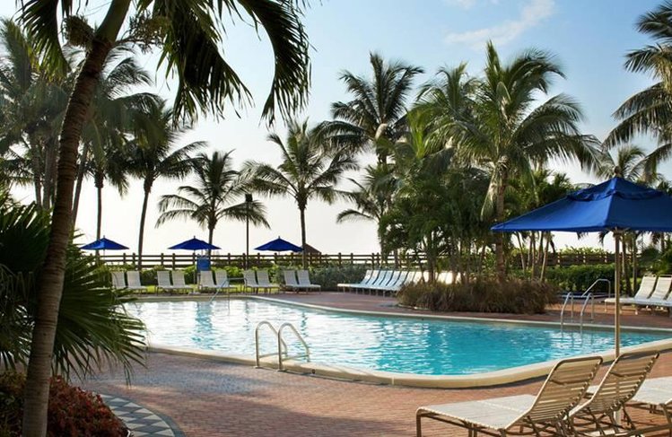 Zájezd Four Points by Sheraton Miami Beach *** - Florida - Miami / Pláž Miami - Bazén