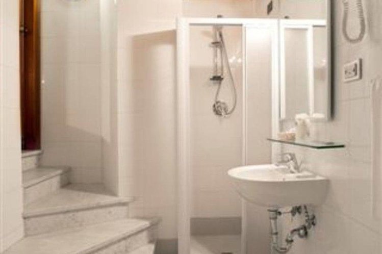 Zájezd BEST WESTERN SELECT FLORE *** - Toskánsko / Florencie - Koupelna