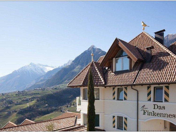 Zájezd Panorama Familienhotel & Spa Finkennest **** - Jižní Tyrolsko - Dolomity / Schenna - Záběry místa