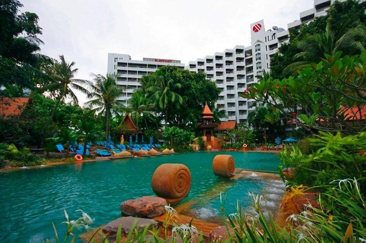 Zájezd AVANI Pattaya Resort & Spa ***** - Thajsko - jihovýchod / Pattaya - Bazén