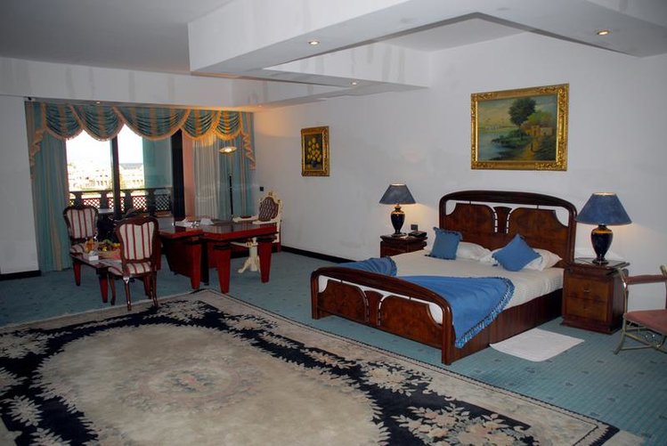 Zájezd Golden 5 Paradise Hotel & Beach Resort ***** - Hurghada / Hurghada - Příklad ubytování