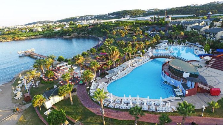 Zájezd Incekum Beach Resort ***** - Turecká riviéra - od Side po Alanyi / Avsallar a Incekum - Bazén