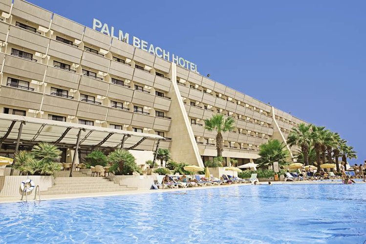 Zájezd Palm Beach Hotel & Bungalows **** - Kypr / Larnaka - Bazén
