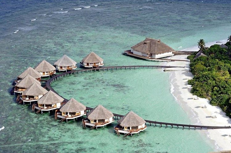Zájezd Adaaran Prestige Water Villas ***** - Maledivy / Raa Atoll - Pláž