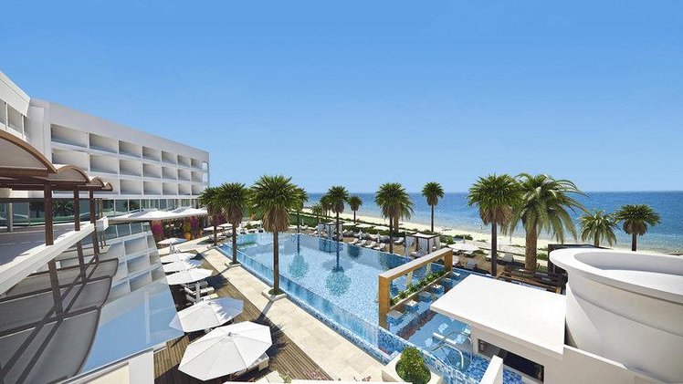 Zájezd Alexander The Great Beach Hotel **** - Kypr / Paphos - Typický dojem