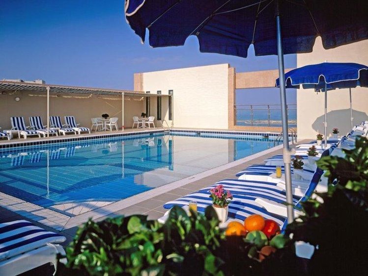 Zájezd Sheraton Khalidiya Hotel **** - S.A.E. - Abú Dhabí / Abu Dhabi - Bazén