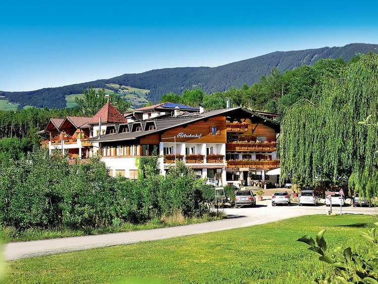 Zájezd Flötscherhof ***+ - Jižní Tyrolsko - Dolomity / Natz-Schabs - Záběry místa