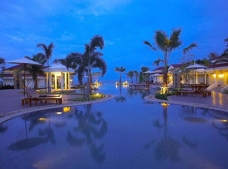 Zájezd Wora Bura Resort & Spa ****+ - Thajsko - západ - Hua Hin - Cha Am / Hua Hin - Bazén