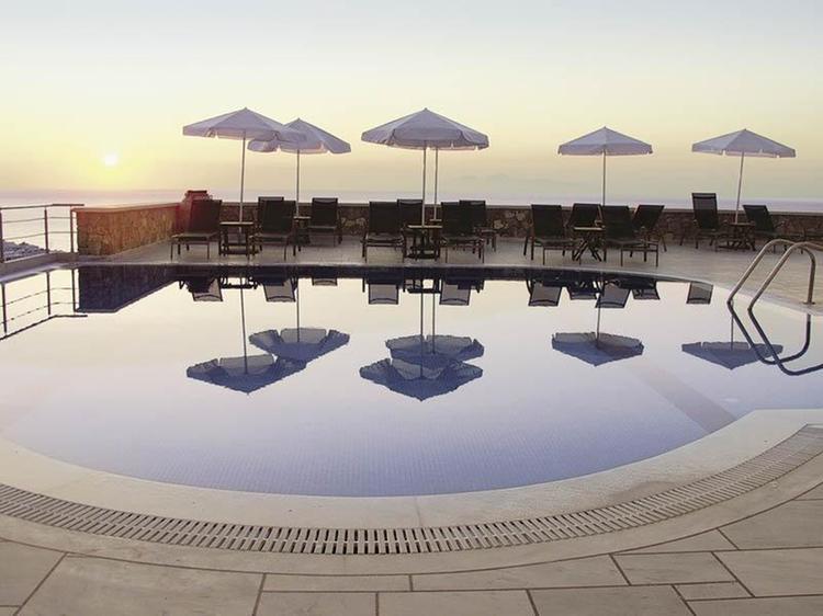 Zájezd Epavlis Hotel ****+ - Santorini / Kamari - Bazén