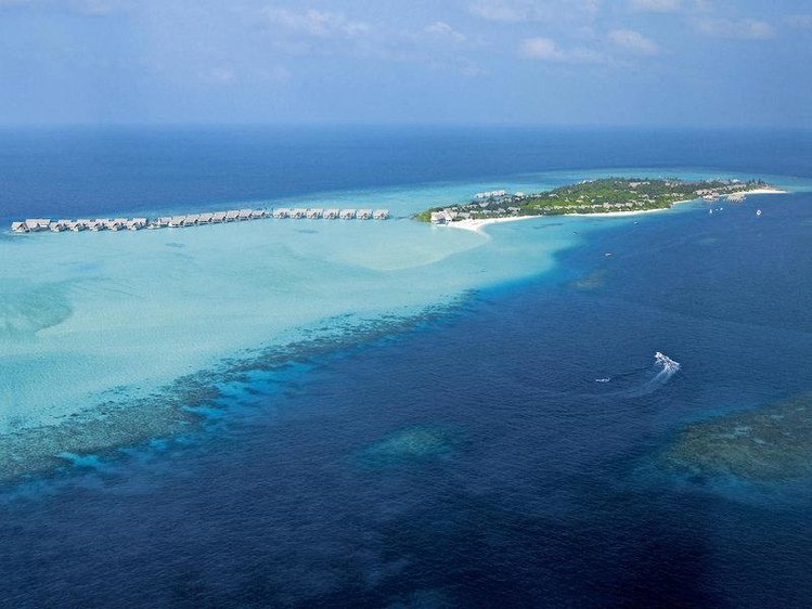 Zájezd Four Seasons Resort Maldives at Landaa Giraavaru ****** - Maledivy / Baa Atol - Letecký snímek