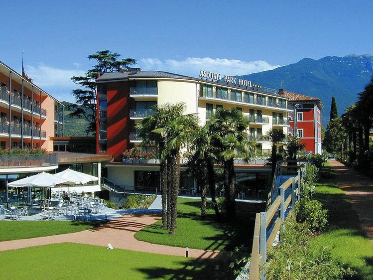 Zájezd Astoria Park Hotel **** - Lago di Garda a Lugáno / Riva del Garda - Záběry místa