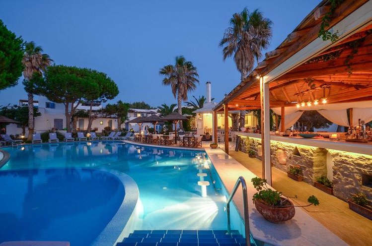 Zájezd Alkyoni Beach Hotel *** - Naxos / Agios Georgios - Bazén