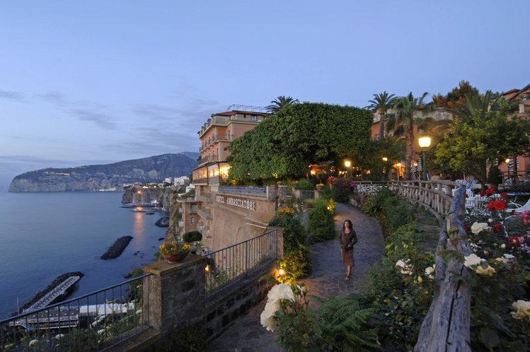 Zájezd Grand Hotel Ambasciatori ***** - pobřeží Amalfi - Neapolský záliv / Sorrent - Záběry místa