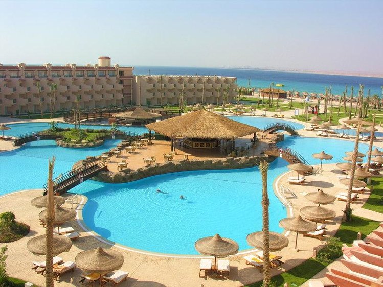 Zájezd Otium Pyramisa Beach Resort ***** - Hurghada / Sahl Hasheesh - Bazén