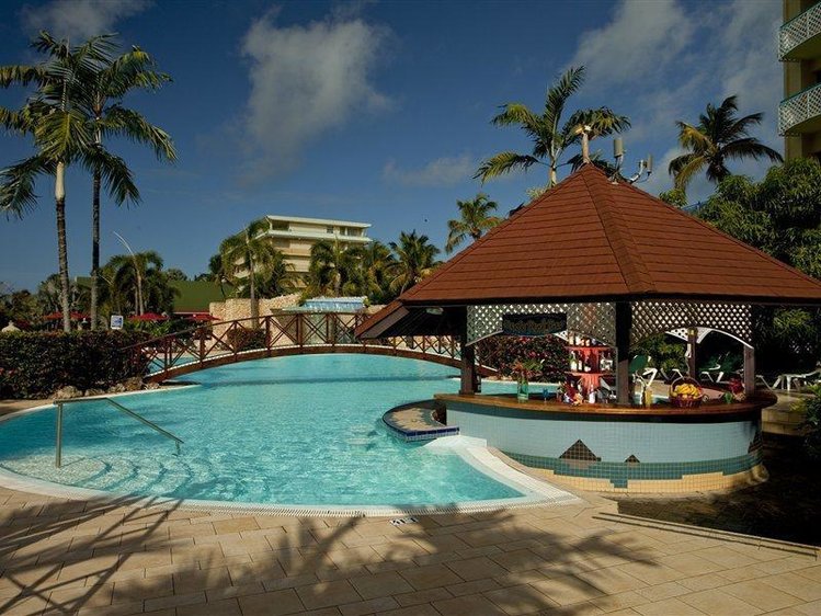 Zájezd Sonesta Maho Beach Resort & Casino St. Maarten **** - Svatý Martin / Maho Beach - Bazén