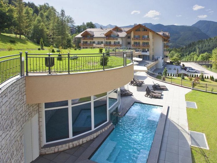 Zájezd Rio Stava Family Resort & Spa **** - Jižní Tyrolsko - Dolomity / Tesero - Bazén