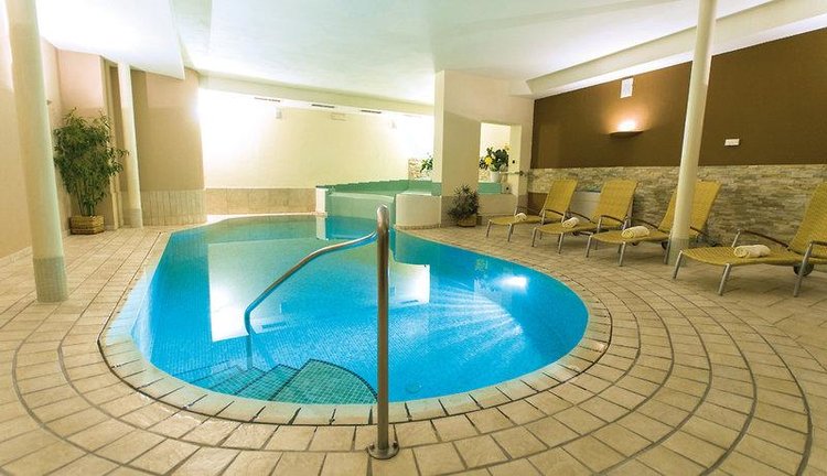 Zájezd Christoph's Hotel der Sinne **** - Jižní Tyrolsko - Dolomity / Schenna - Vnitřní bazén