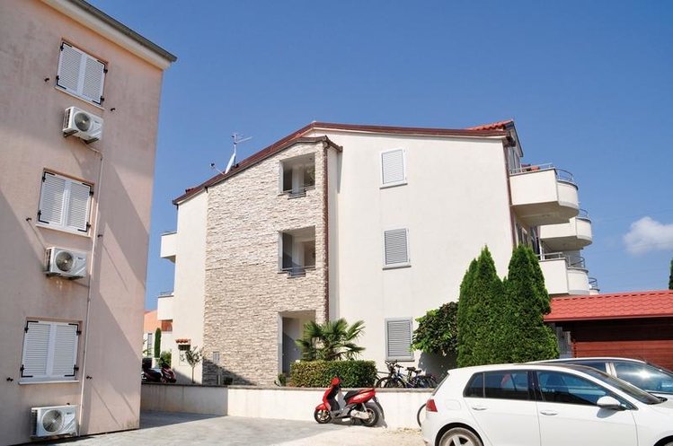 Zájezd Apartments Vaal **** - Istrie / Rovinj - Záběry místa