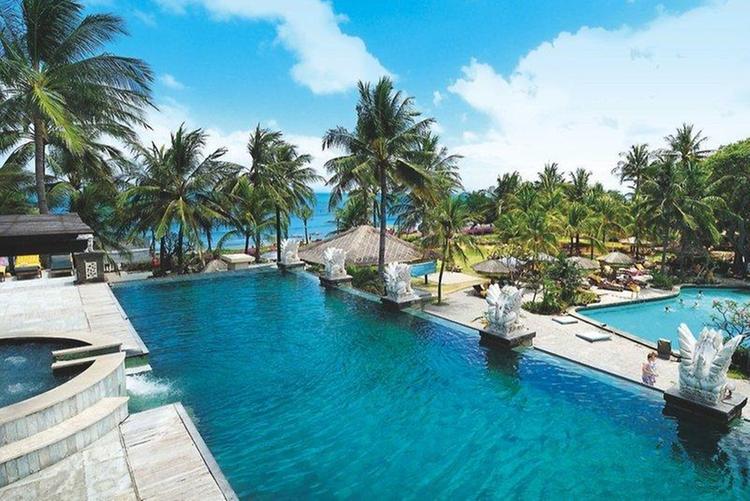 Zájezd Bali Mandira Beach Resort & Spa **** - Bali / Legian - Bazén