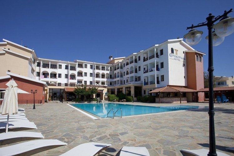 Zájezd Episkopiana Hotel & Sports Resort *** - Kypr / Episkopi - Bazén