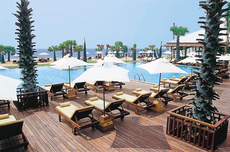 Zájezd Ravindra Beach Resort **** - Thajsko - jihovýchod / Pattaya - Bazén