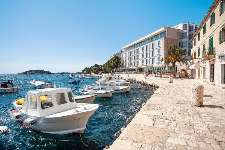 Zájezd Adriana Hvar Spa Hotel **** - Jižní Dalmácie a jiné ostrovy / Hvar - Záběry místa