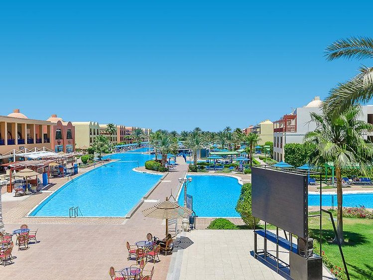 Zájezd Titanic Beach Spa & Aqua Park ***** - Hurghada / Hurghada - Bazén