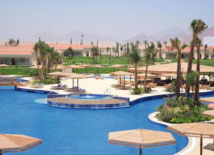Zájezd Maritim Jolie Ville Royal Peninsula Hotel & Resort ***** - Šarm el-Šejch, Taba a Dahab / Na'ama Bay - Bazén