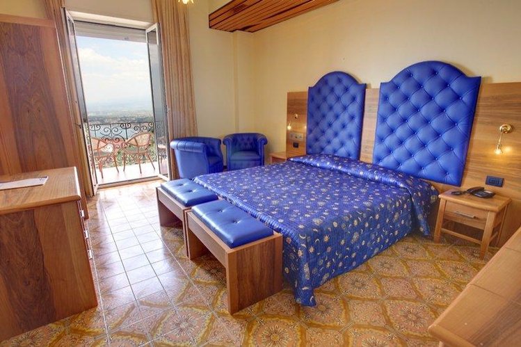 Zájezd Taormina Park Hotel **** - Sicílie - Liparské ostrovy / Taormina - Příklad ubytování