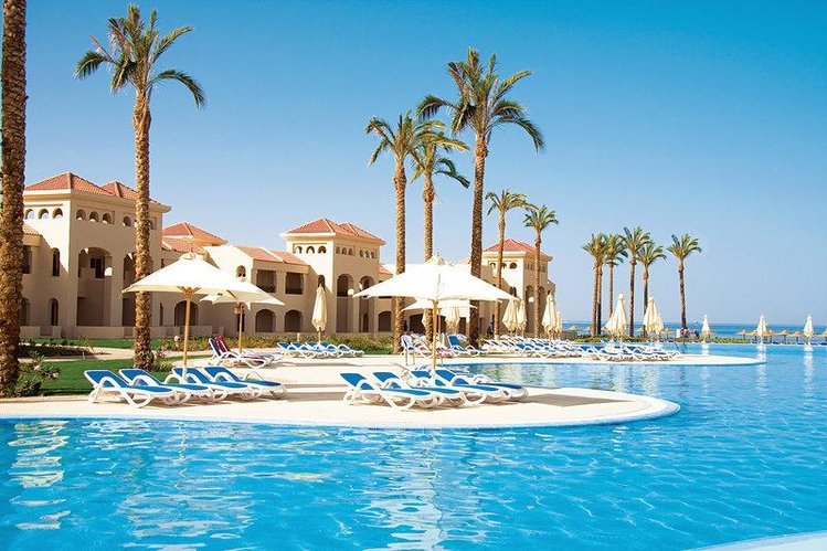 Zájezd Cleopatra Luxury Resort Makadi Bay ***** - Hurghada / Makadi Bay - Bazén