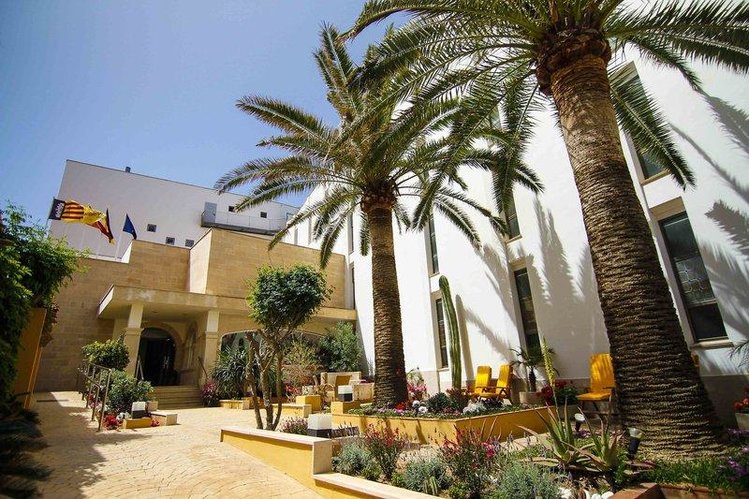 Zájezd Universal Hotel Cabo Blanco **** - Mallorca / Colònia de Sant Jordi - Záběry místa