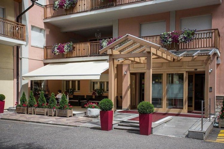 Zájezd Park Hotel Sacro Cuore *** - Jižní Tyrolsko - Dolomity / Cavalese - Záběry místa